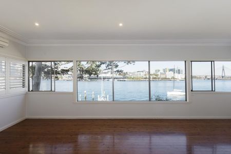 Harbourfront retreat - Photo 3