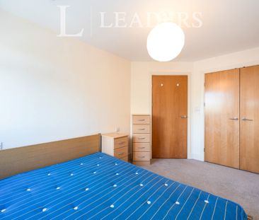 1 bedroom apartment to rent The Roundhouse, Gunwharf Quays - Photo 2