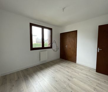 Location Appartement 4 pièces 90m² REQUISTA 12170 - Photo 2