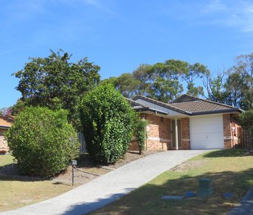 9 Queen Charlotte Court, Mudgeeraba, Qld 4213 - Photo 3