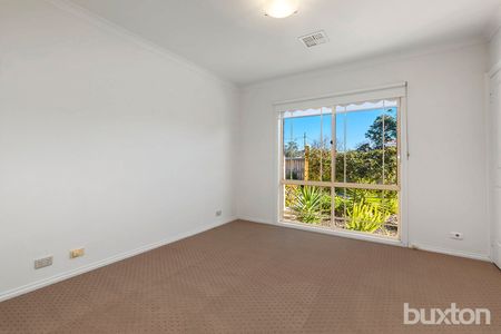 Two Bedroom Delight!! - Photo 4