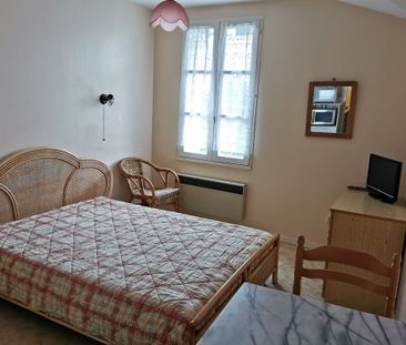 Location appartement 1 pièce, 19.00m², Rochefort - Photo 2
