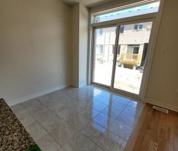 For Lease - 48 Bayardo Drive, Oshawa, Ontario - Photo 3