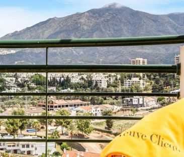 Luxury Apartment for rent in Nueva Andalucia, Spain - Photo 1