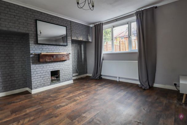 Rainbow Avenue, Hackenthorpe, S12 - Photo 1