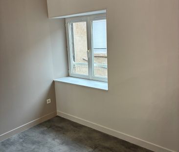 CHARLIEU CENTRE RUE CALME T2Bis - Photo 5