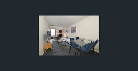 Stylish 2-Bedroom Furnished Apartment in CBD Free Tram Zone – Steps from Queen Victoria Market - Photo 5