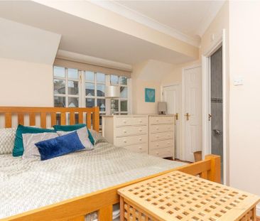 4 bedroom terraced house to rent - Photo 3