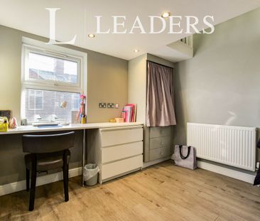 7 bedroom house to rent Seedley Park Road, Salford, Greater Manches... - Photo 5