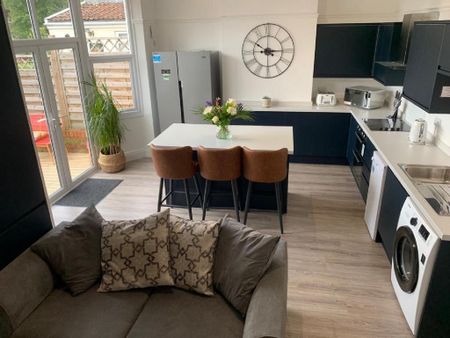 5 bedroom house to rent - Photo 4