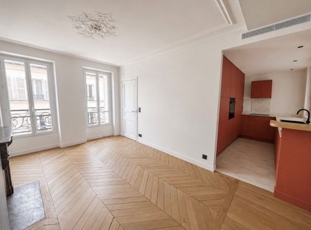 Location Appartement 4 pièces 64m² PARIS 6ème - Photo 2