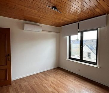 - Lokeren – Lichtrijk gelijkvloers appartement - Foto 2
