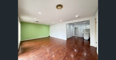 3 Bedroom House - Comfortable Living - Photo 3