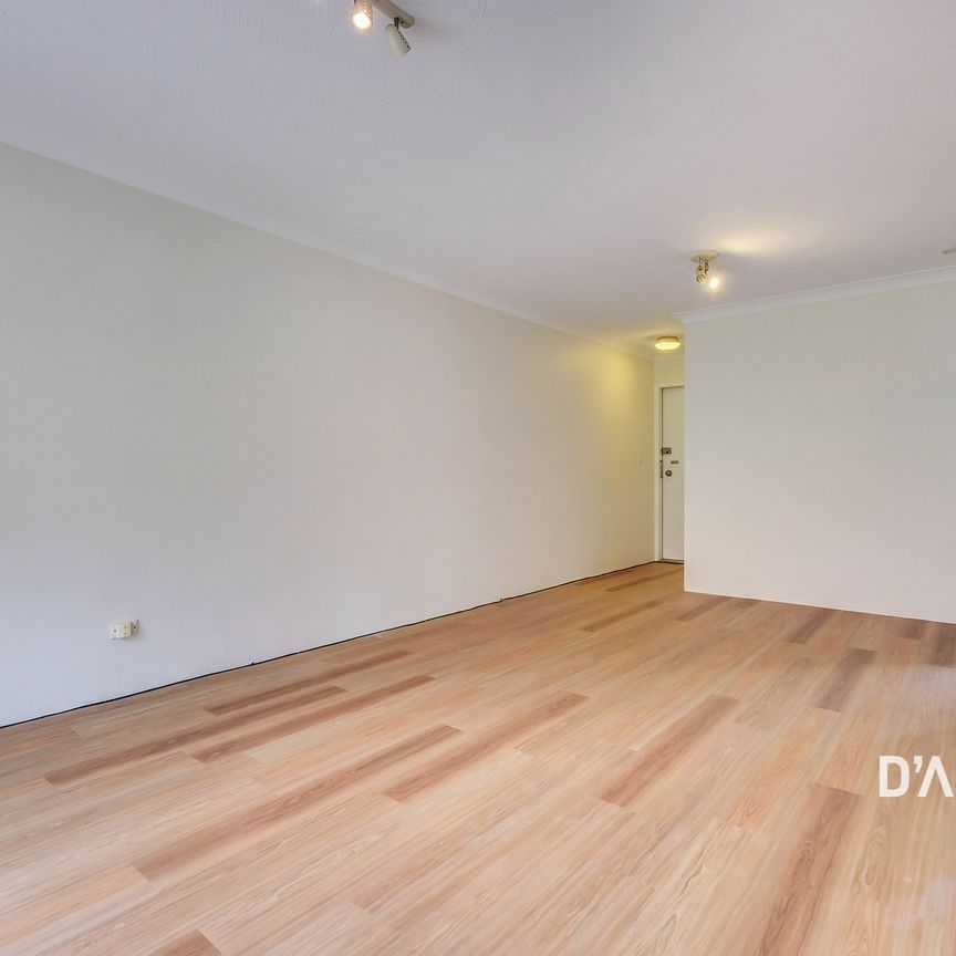 4/5 GRAMERE AV - Photo 1