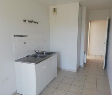 Location Appartement 4 pièces 86m² EVREUX 27000 - Photo 2