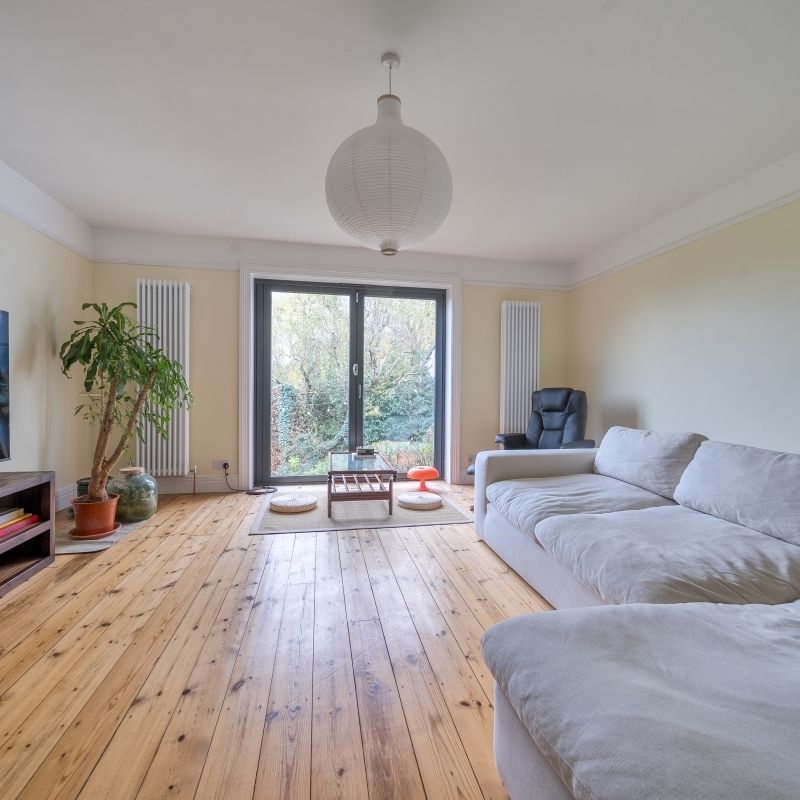 4 bedroom semi-detached house to rent - Photo 1