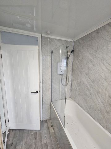 16 Comrie Close, Coventry, Wyken - Photo 5