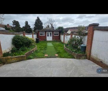 3 bedroom terraced house to rent - Photo 6