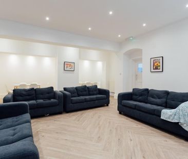 1 bedroom in a house share to rent - Photo 1