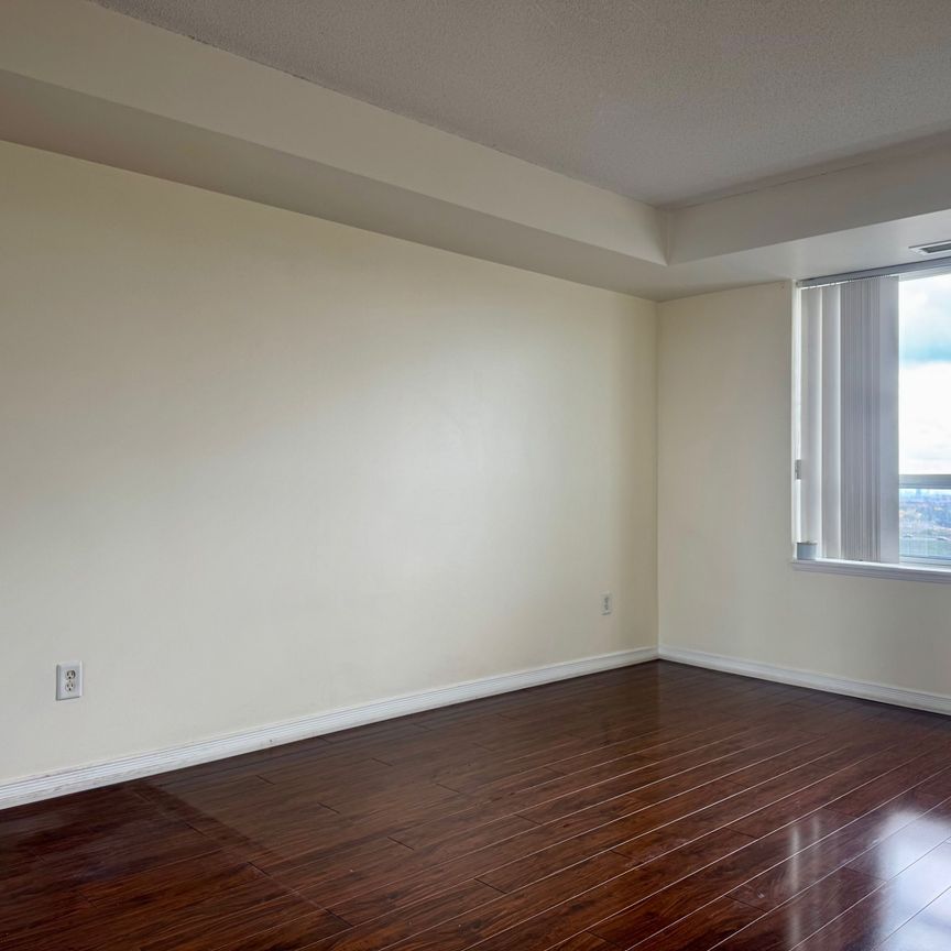 For Lease - 39 Oneida Crescent Unit# 1106, Richmond Hill, Ontario - Photo 1