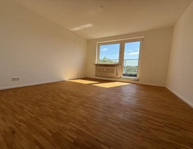 Drei Zimmer Wohnung mit Dachterrasse - Photo 1