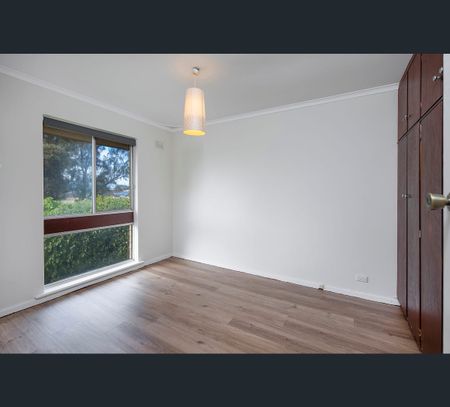 18/33 Wright Street, Henley Beach, SA 5022 - Photo 5