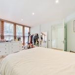 3 bedroom mews to rent - Photo 1