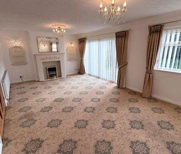 5 bedroom detached house to rent - Photo 3