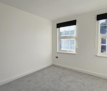 1 bedroom in a flat share to rent - Photo 1
