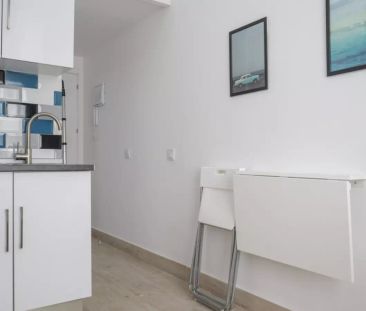 Studio for rent in Valdezarza with bills included - Foto 1