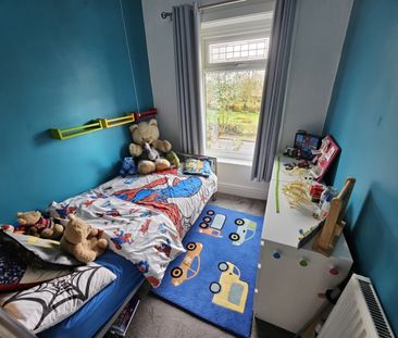 3 bed Detached - To Let - Photo 6