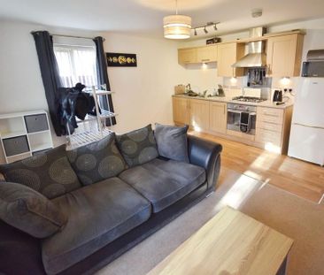 1 bedroom ground floor flat to rent - Photo 2