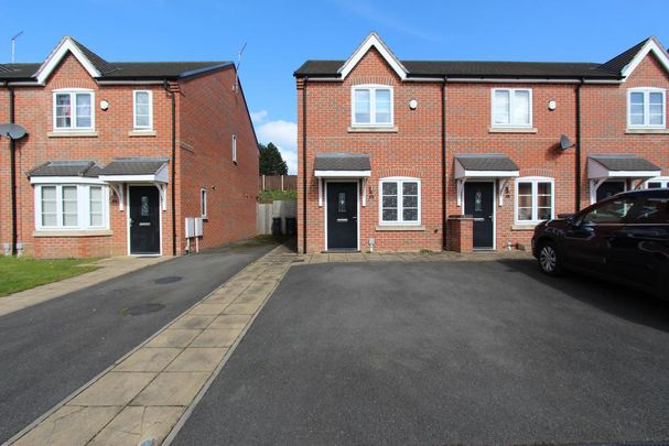 2 bedroom terraced house to rent - Photo 1