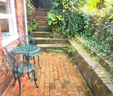 2 bedroom end of terrace house to rent - Photo 5