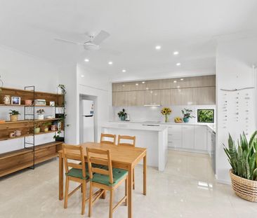 Spacious & modern townhouse - Photo 2