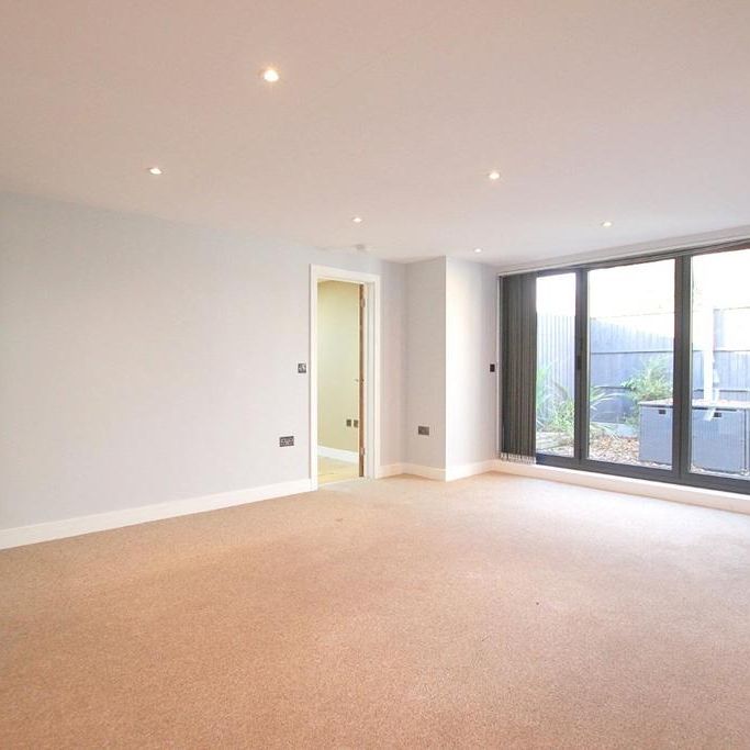 2 bedroom detached house to rent - Photo 1