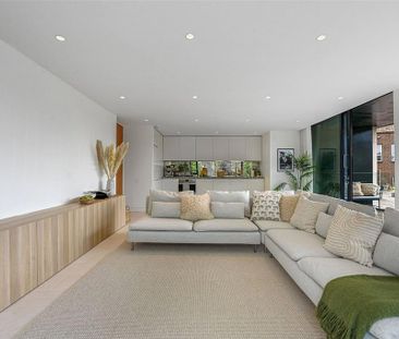 3 bedroom flat to rent - Photo 3