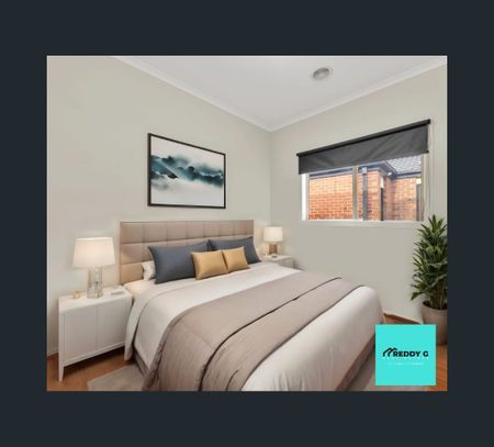9 Sinclair Crescent, Tarneit, Vic 3029 - Photo 2