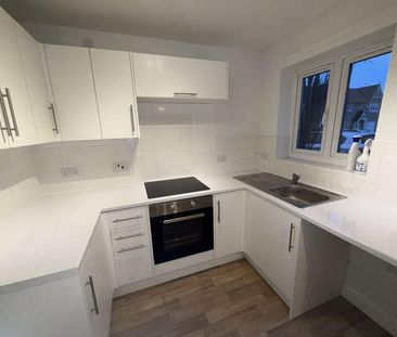 2 bedroom terraced house to rent - Photo 6