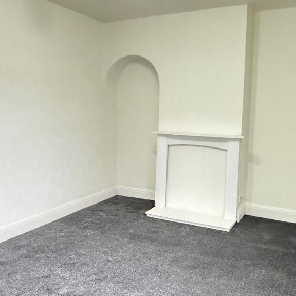 2 bedroom semi-detached house to rent - Photo 1