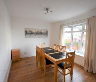 34 Downhill Avenue, BT87EF, Belfast - Photo 6