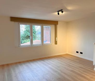 Volledig gerenoveerde woning met 3 slaapkamers en grote tuin. - Photo 6