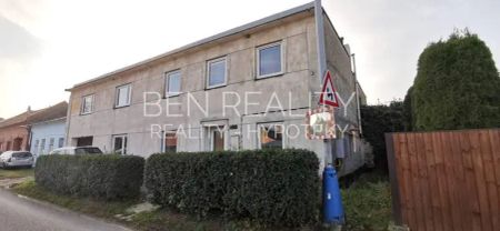 Pronájem - byt 1+kk Kvasice Bělovská - kompletně po rekonstrukci, dvůr-posezení, parkování u domu - Photo 4