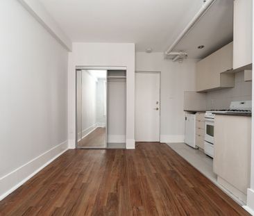 160 Huron Street - Photo 4