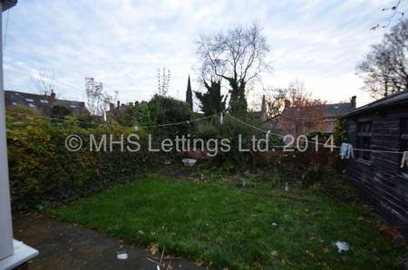 16 Regent Park Terrace, Leeds, LS6 2AX - Photo 2