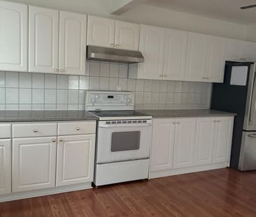 For Lease - 270 Verdun Road Unit# Main, Oshawa, Ontario - Photo 4