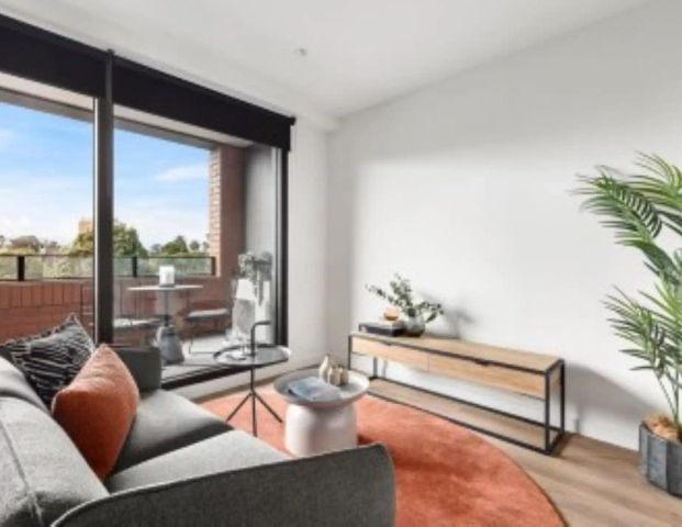 Studio Unfurnished - Photo 1