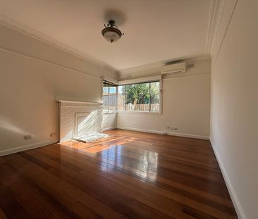 36 Guilfoyle Avenue, Coburg North VIC 3058 - Photo 4