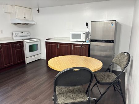 For Lease - 94 Taunton Road Unit# Bsmt, Oshawa, Ontario - Photo 3