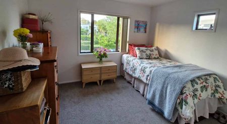 Modern 1-Bedroom Apartment in Albany’s Premier Complex - Photo 3